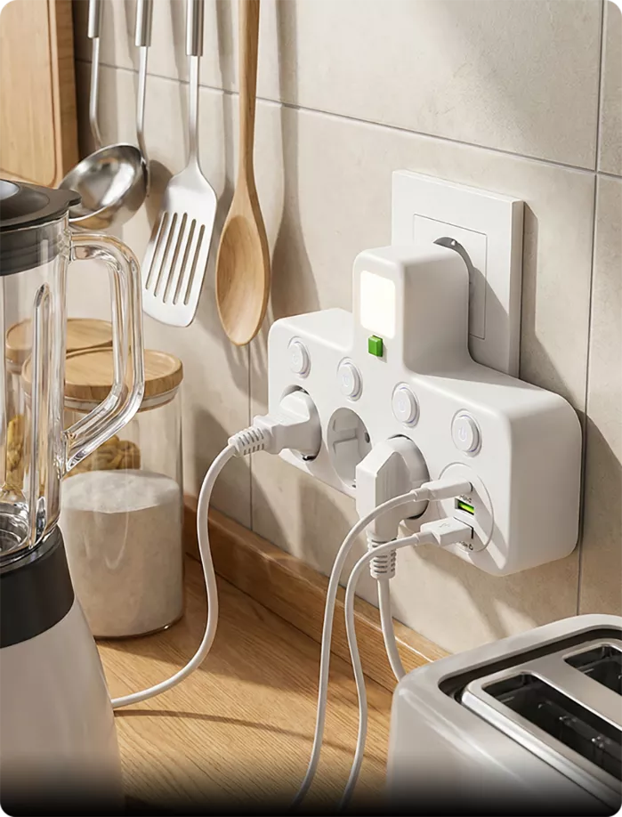 Adaptateur multiprise EU
