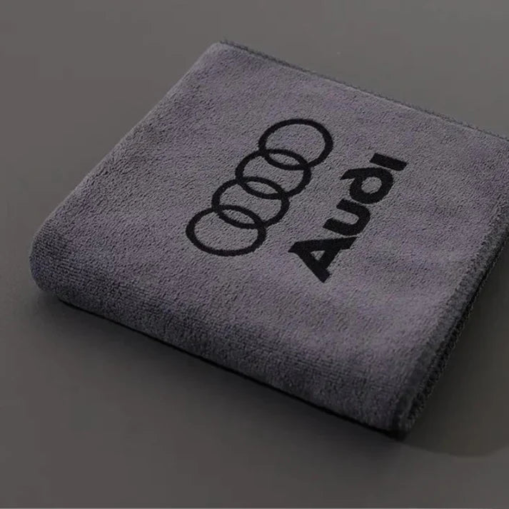 Chiffons en microfibre personnalisés - Élimination rapide des taches dans la voiture