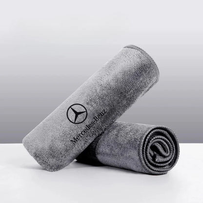Chiffons en microfibre personnalisés - Élimination rapide des taches dans la voiture